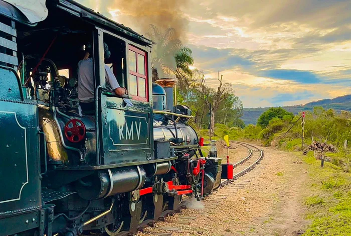 O trem entre São João del-Rei e Tiradentes