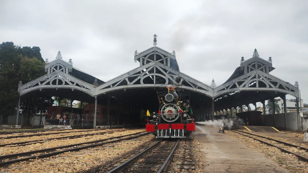 As três marquises da estação de São João del-Rei